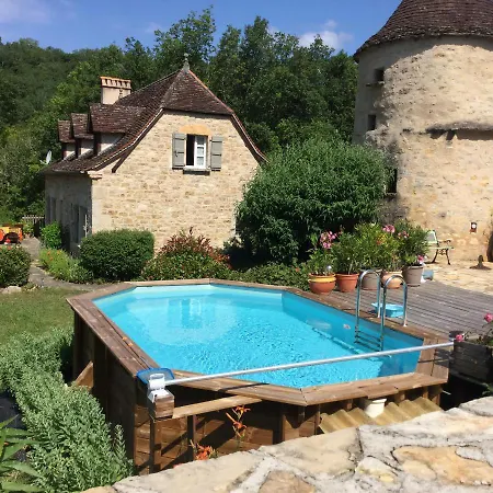L 'oustalou Bed & Breakfast *