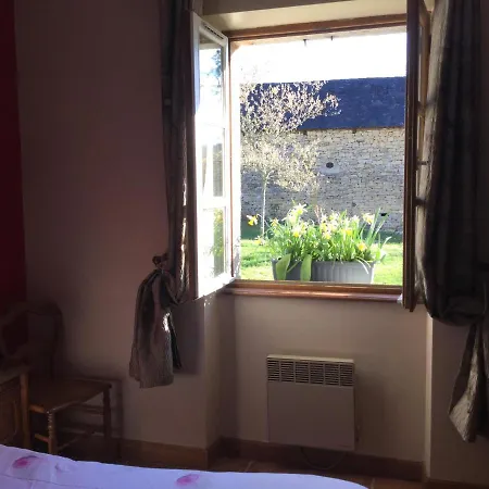 L 'oustalou Bed & Breakfast